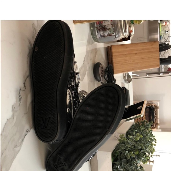 Louis Vuitton high top sneakers - Picture 3 of 4
